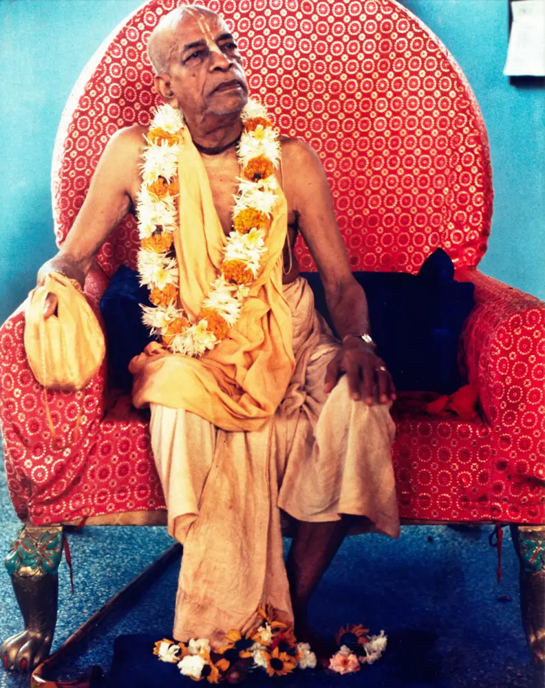 Srila Prabhupada in Bombay, Vyasasana
