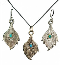 Peacock Feather Set - Pair of Earrings & Matching Pendant with Black Thread